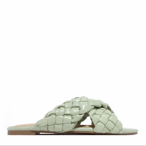 Sage Braided Cross Over Sandal - Picture 4 of 7